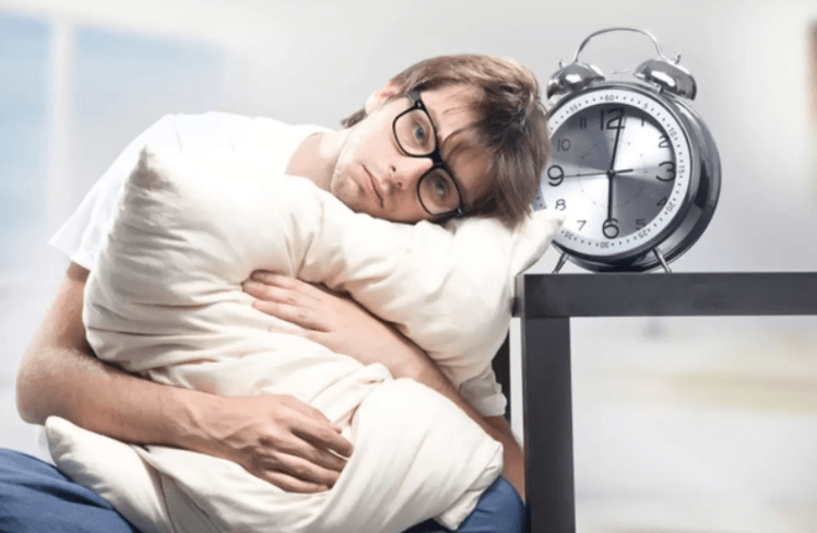 Uống thuốc Ciprofloxacin gây ra mất ngủ