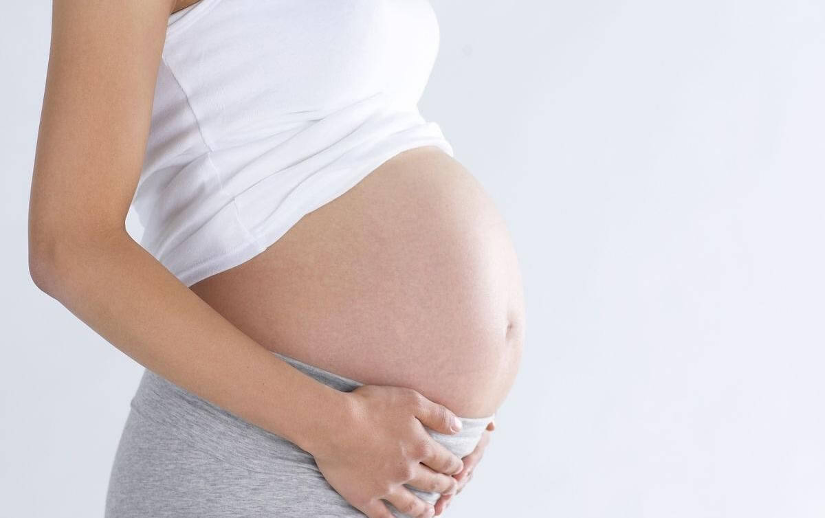 Chống chỉ định Exforge cho phụ nữ mang thai 3 tháng giữa và 3 tháng cuối thai kỳ