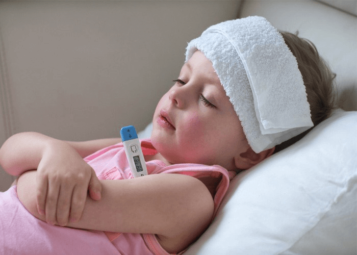 Sử dụng thuốc Ibuprofen để hạ sốt ở trẻ