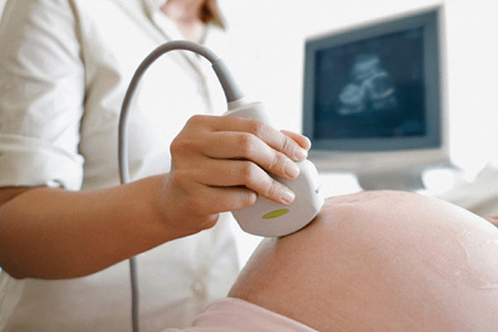 Phụ nữ có thai hoặc đang cho con bú không nên sử dụng thuốc Mydocalm
