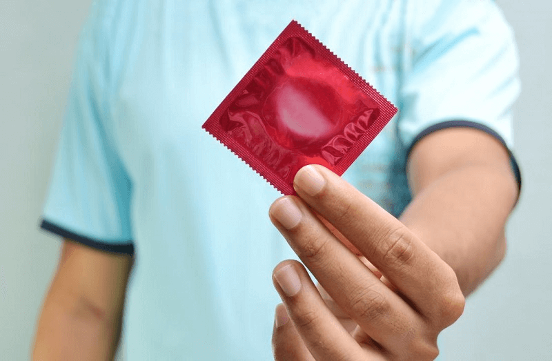 Kết hợp sử dụng bao cao su để ngừa thai an toàn